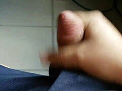 A handjob for the girls in gay video