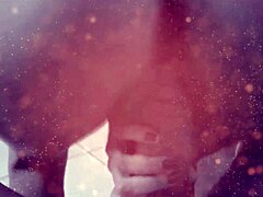 Levando Na Bundinha No Meio Da Escada Com Creampie