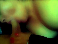 enteada novinha mamando padrasto enquanto madrasta não está em casa