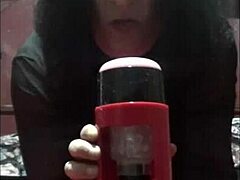 Does the masturbation machine make you cream all over?