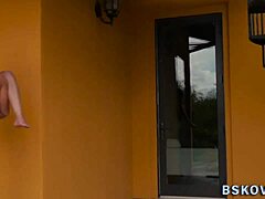 im a ebony teen gettin fingered while suckin big cock