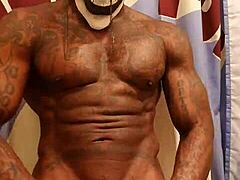 I worship this big black cock for money, jerking it off solo.