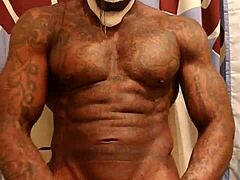 I worship this big black cock for money, jerking it off solo.