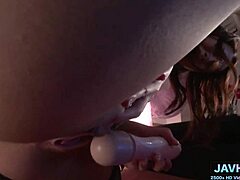 i fuck a japanese chick in stockings passionately