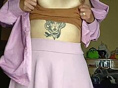 hot girl fingers her dripping pussy