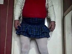 Homemade Bisexual Crossdresser Loves Filling and Swallowing Every Drop