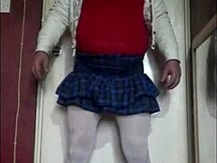 Homemade Bisexual Crossdresser Loves Filling and Swallowing Every Drop