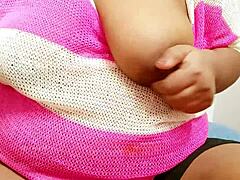 Hey, this Pattaya girl is showing off her big boobs in a casual way