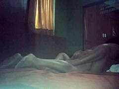 Main uh... 18 zor se uski cum maangti hai jab tak andar finish nahi kar deti, samajhta hai?