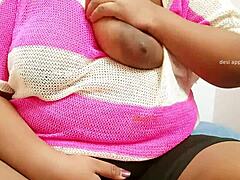 Hey, this Pattaya girl is showing off her big boobs in a casual way