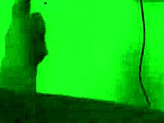 मेरी क्रिसमस बड़ी ब्लैक लंड गिफ्ट ले रही हूँ