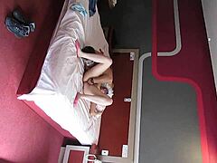 mi tio me chupa hasta mojarme toda