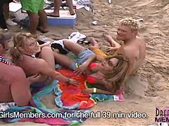 Wild College Girls Flash Tits In Wet Spring Break!