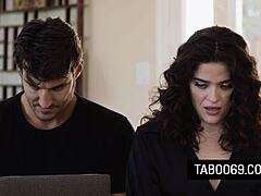 Victoria Voxxx Lets The Nerd Fuck Her Pussy For Computer Fix!