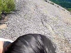 पेड्रा ग्रांडे पहाड़ों में रोमांचक आउटडोर सेक्स का मज़ा