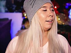 College girl with big butt performs online for tips