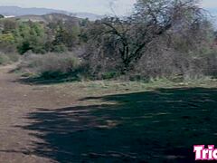 Kali Roses Fucked During Birdbox Challenge