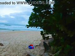 Primeira Mamada Do Ano - Fui De Mai� Socadinho Para Praia Coloquei Minha Bucetinha Pra Fora E Chamei O Estranho E Advinha O Que Aconteceu