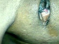 Esposa vadia pedindo pica no cuzinho