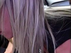 Anal sex in the car with this amateur! It's so hot and intense. 😏