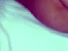 Vietnamese Beauty Phí Cần in Steamy Action