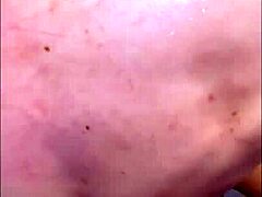 la hijastrastra era tan apretada que su padrastro usaba lubricante para penetrarla pero ella queria mas