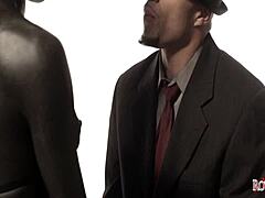 माइल हाई क्लब में किंग नॉयर के साथ जॉइन करना चाहते हो?