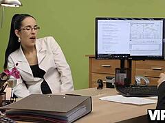 vip4k agent approves credit of brunette nympho for hot sex action?