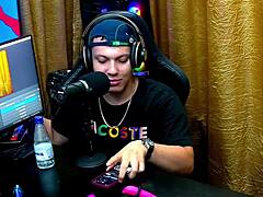 Andressa Sanchez Sensualizes For Ruan, Puts Ass On Camera, Takes Dick Out!