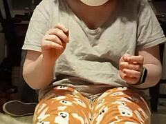 Smelly dirty feet teased in kinky POV amateur fetish clip