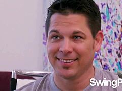 वाह, बाहर स्विंगर गेम में नॉटी ओरल मजा!