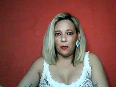 Mother and daughter have crazy sex with boyfriend in bed