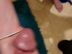 MILF and amateur sluts get cum on their faces
