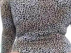 Vanillababyy dances while masturbating and getting anal fucked.