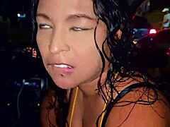 Didi gives taxi driver a wild blowjob while cuckold films hotwife on Medellin streets. Ubersex gets steamy with strangers!