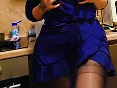 Stepmom’s Big Ass Begs Stepdaughter for Wild Pussy Fucking