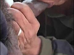 licking her on the road, she sucks me