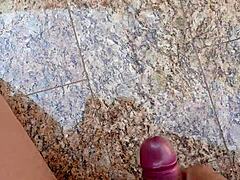 batendo uma enorme gozada, quem quer minha porra direto? 💦