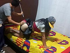 encontre a mi madrastra tocandose, ¿me ayudas a completar el video porno?