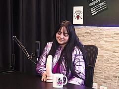 Pamela Sagaz Shines in Brazilian Swing Cast Compilation