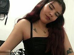 Petite teen gets creampied in hardcore homemade video