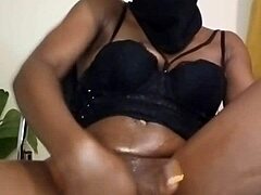 Magic fingers trigger intense solo squirting on display