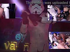 स्टार व्होर्स ब्लॉन्ड ऑर्गी डीपथ्रोट और कम कवर के साथ