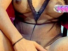 licking her pussy until she squirts everywhere