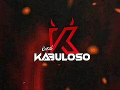 मेरी छोटी चूत को फोड़ो और मेरी गैंड पर जाल दो