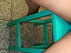 Transexual me chupa la polla y la follo en la cocina agujero de culo vista de cerca