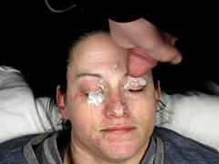 डर्टीडी ने विशाल बक्काके फेशियल संकलन में कम स्लेव की तरह सेवा की