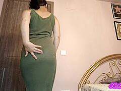 Pawg XO Bunny farts and shakes ass in green dress for fun