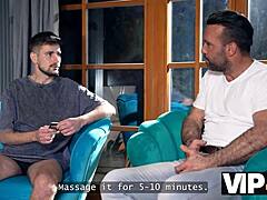 लुभावनी टीन 18+ ओलिविया ज़्लोटा ने हॉर्नी सौतेले डैडी सेक्स के लिए खूबसूरत ब्रुनेट गांड हिलाई!