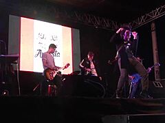 Alas Del Amor: Arresto Trans Gay With Orgasms And Cunnilingus